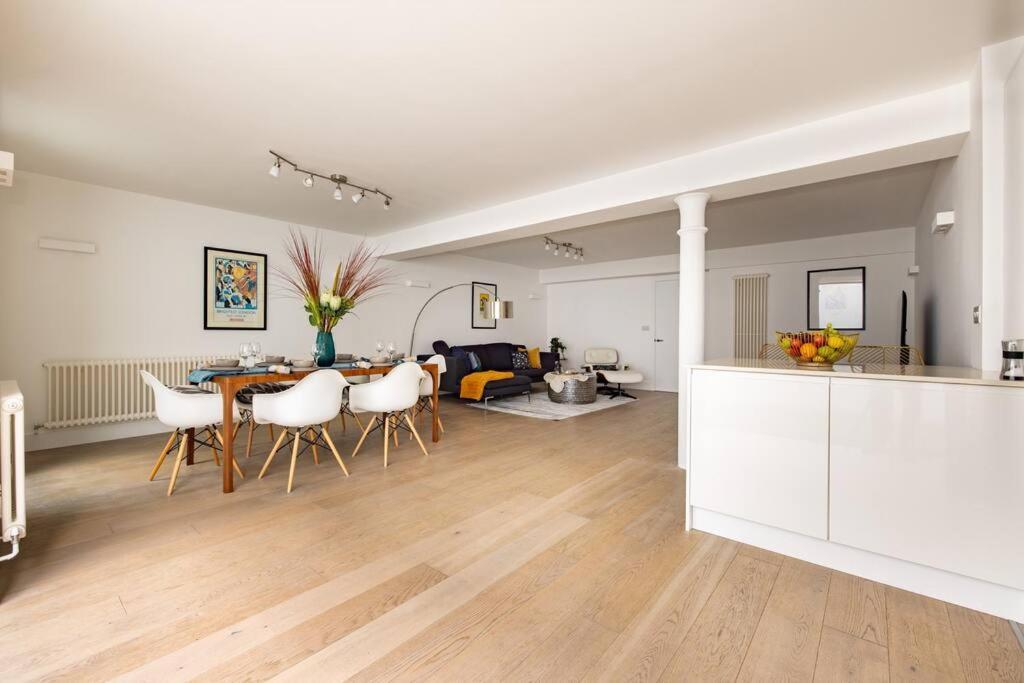 Wild Roses Serviced Apartments - Borough Лондон Екстериор снимка