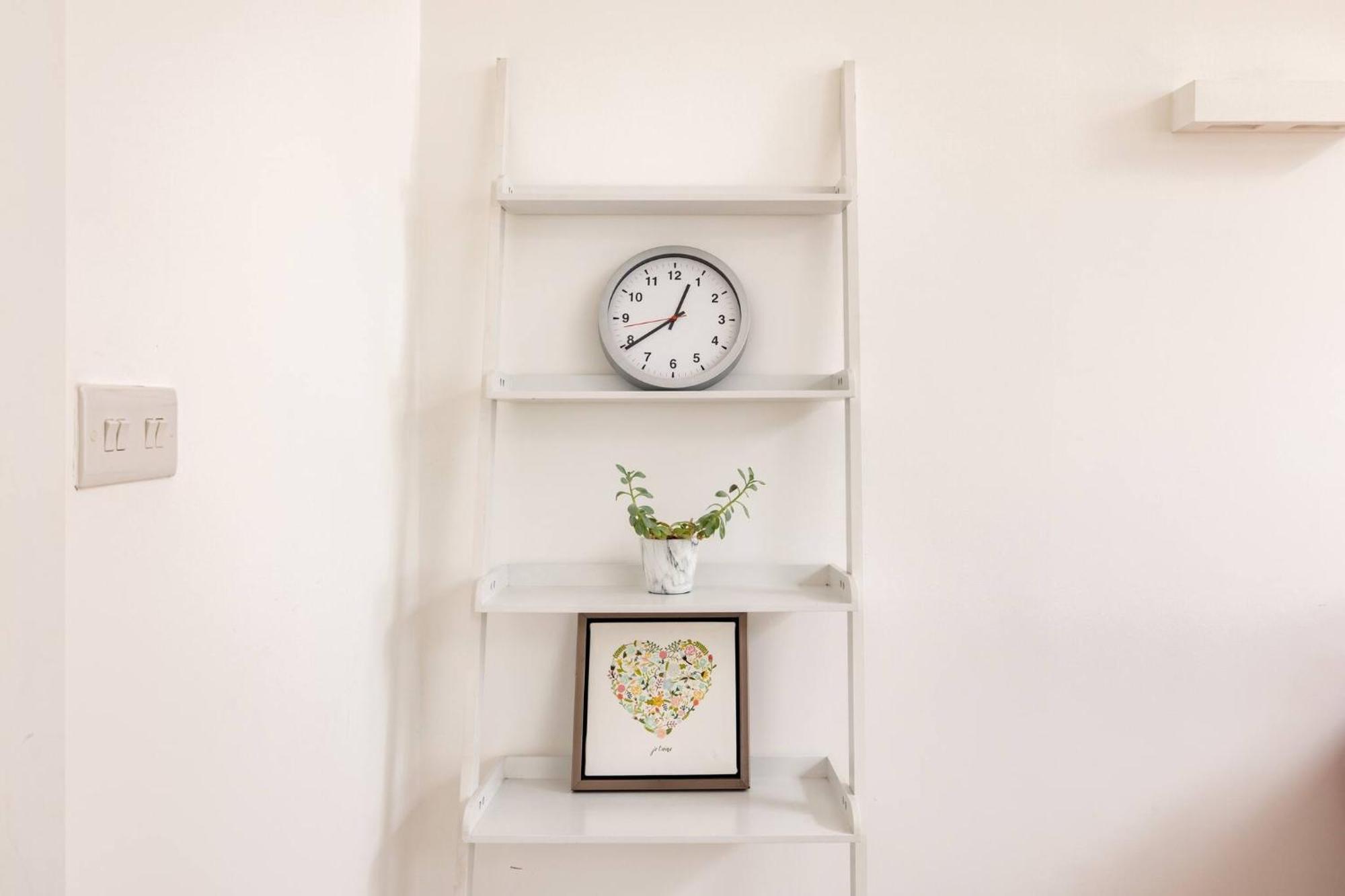 Wild Roses Serviced Apartments - Borough Лондон Екстериор снимка